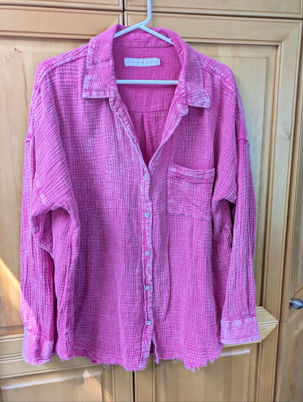 Kittenish Shirt Size XL